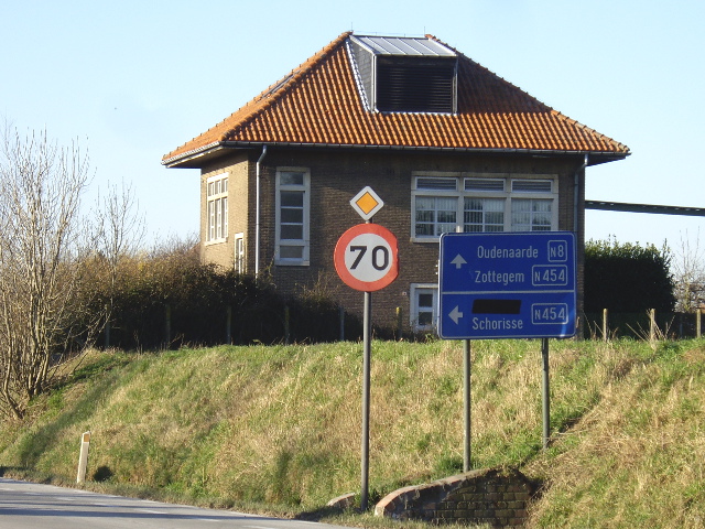 IMGP3312n8n454