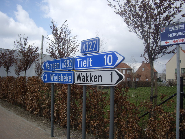IMGP4107n327n382