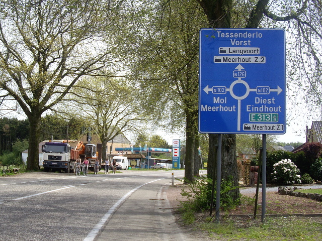 IMGP4454n102n126