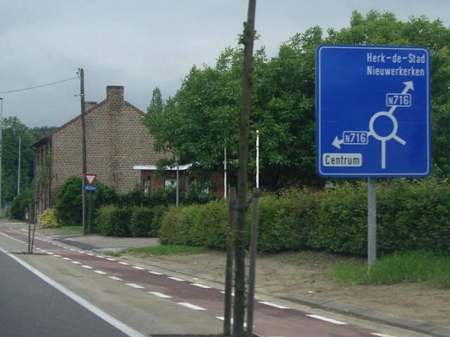IMGP5918n716