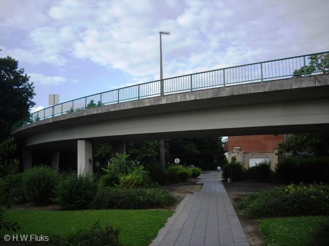 8013n556f