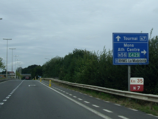 IMGP8051n56n7