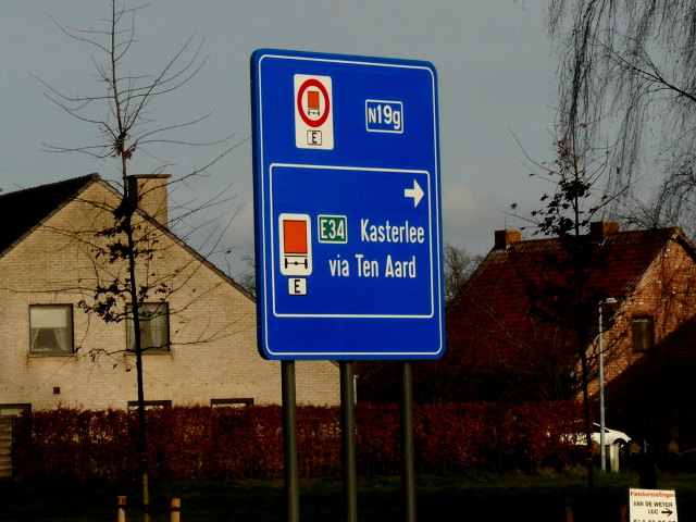 P1030885n19ggeel