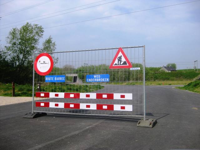 2984n285a