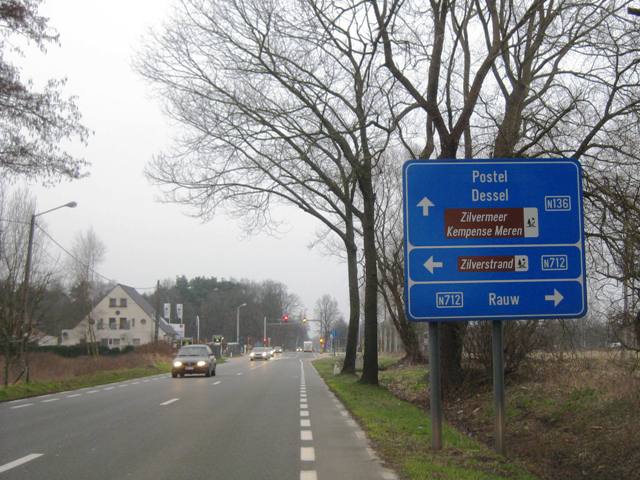 n136n712