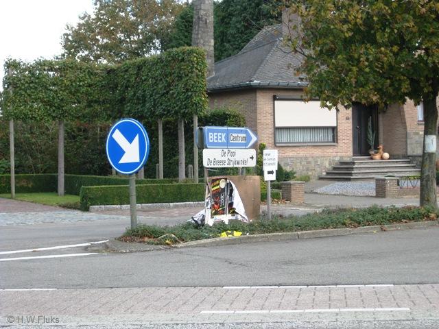 4932n731