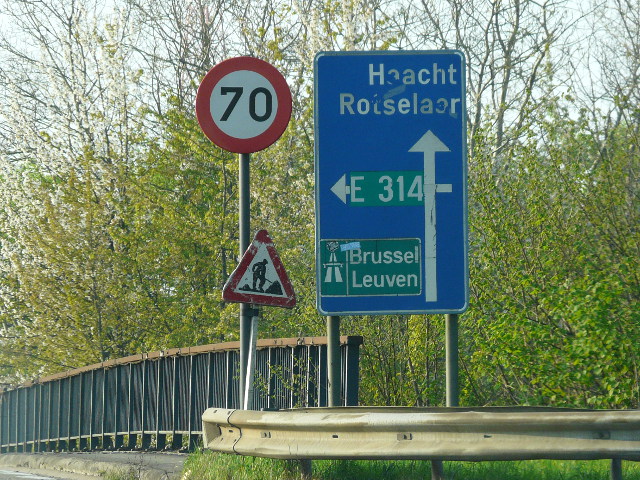 P1310324e314links