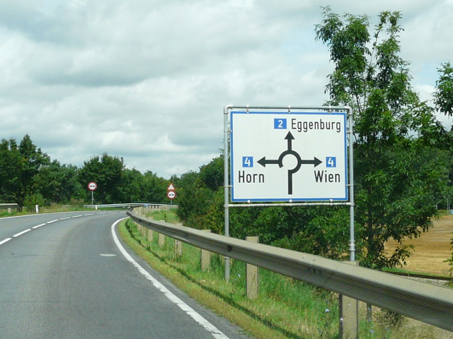 P1260471x2x4