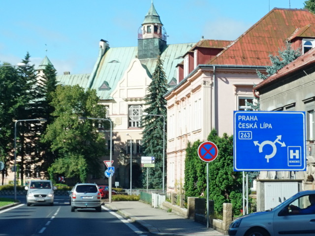 DSC01008x263