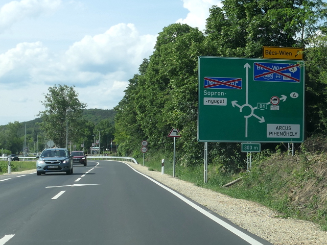P1280411m85x84