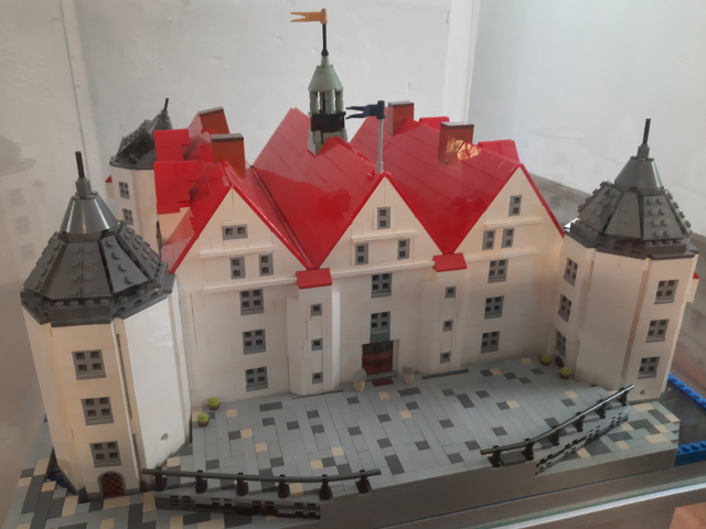 20250330_121435gluecksburglego