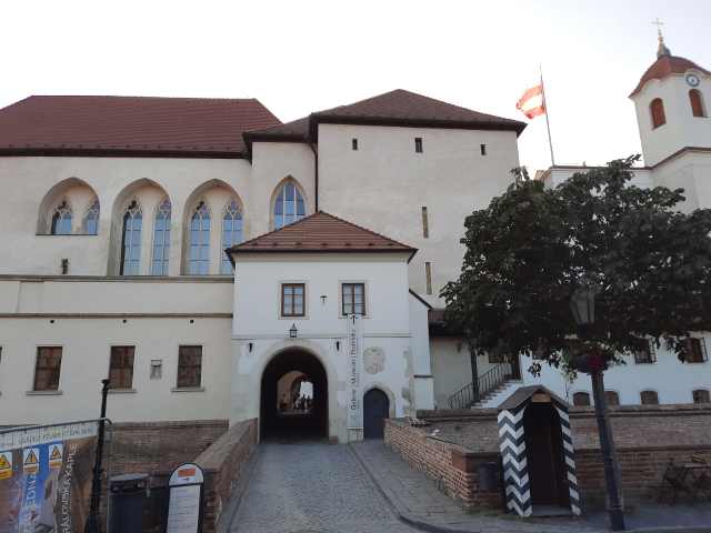 20250810_192420brno