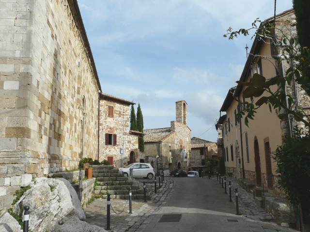 P1110465montefollonico