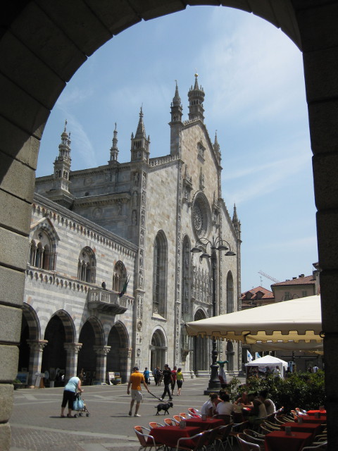 av048como