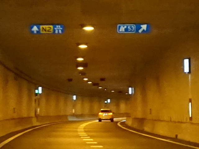 DSC03099a2nx53tunnel5