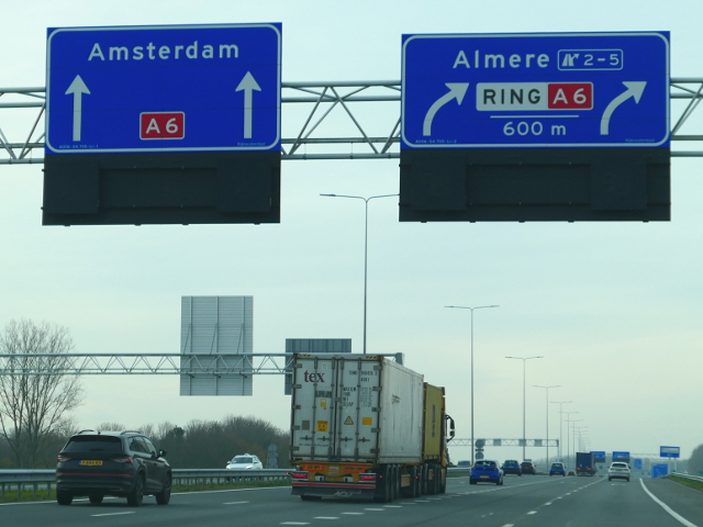 P1190379a6z