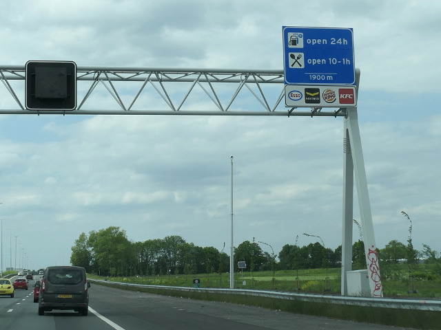 P1050446a13nruyven