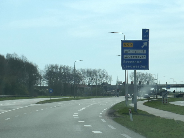 P1000729n9zx26
