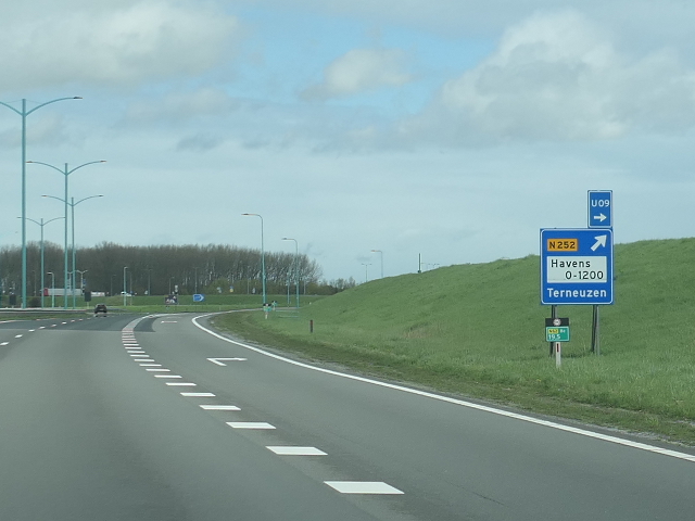 P1010064n62nx6