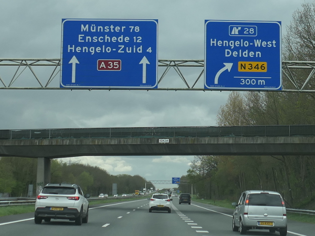 P1020616a35ox28