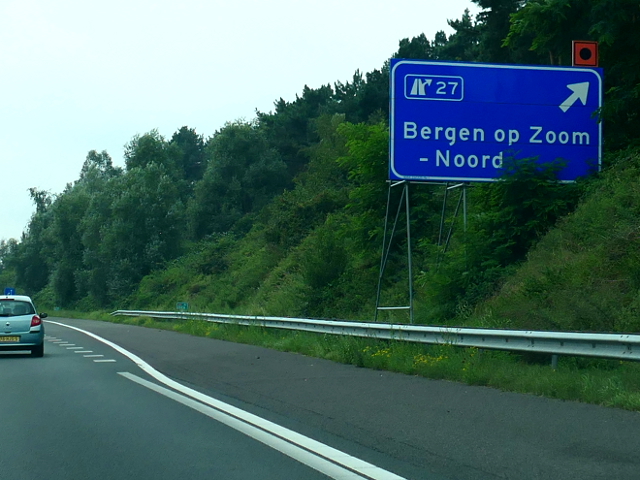 P1120397a4zx27