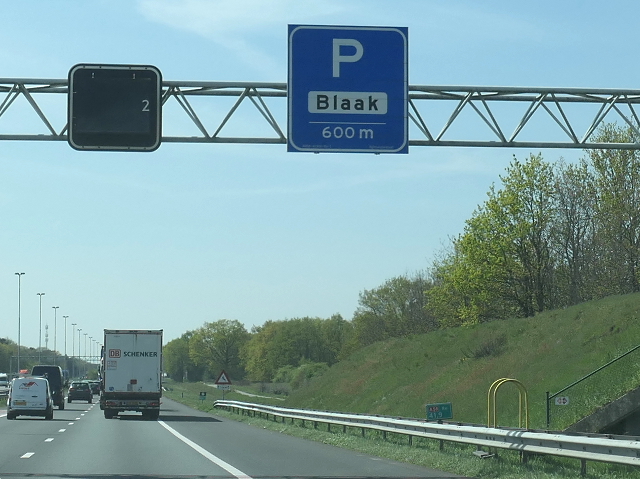 P1030466a58wblaak
