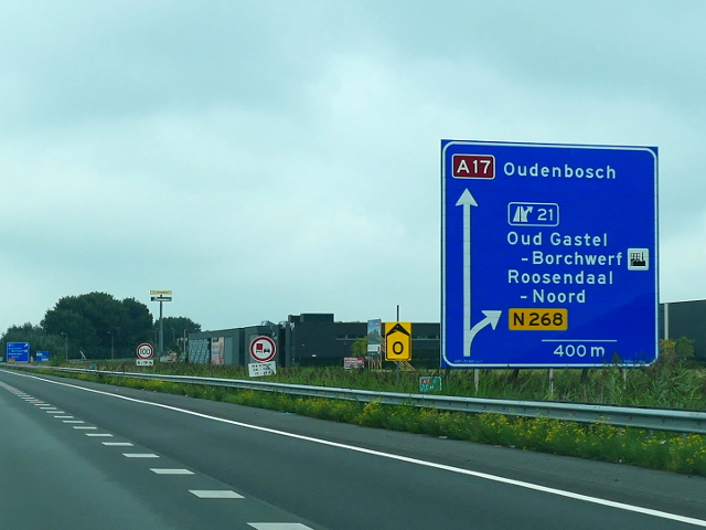 P1120299a17nx21