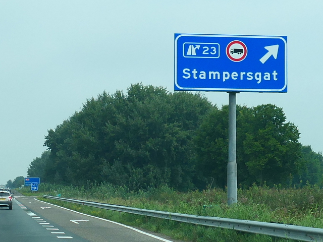 P1120306a17nx23
