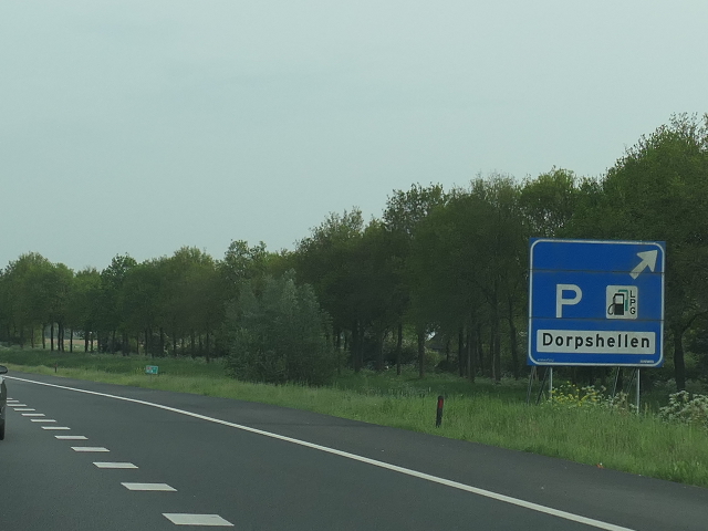 P1040800a32zdorpshellen
