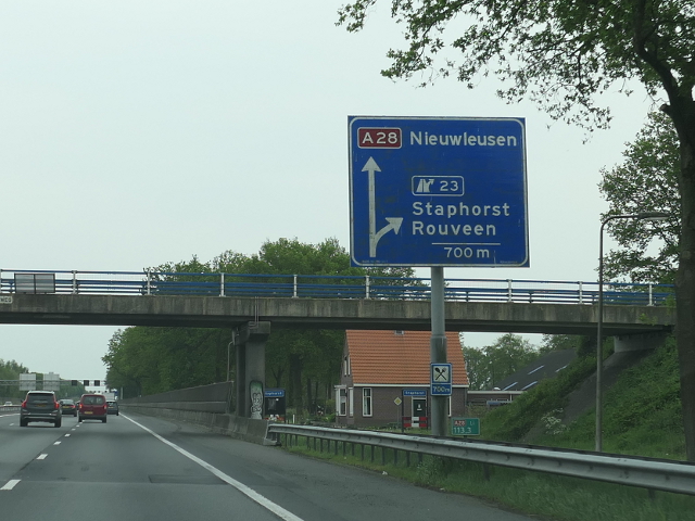 P1040849a28zx23