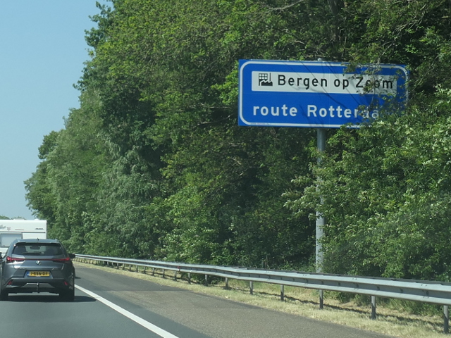 P1060346a58wzoomlandroute600
