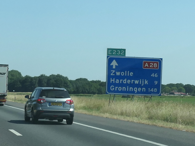 P1060523a28nx11