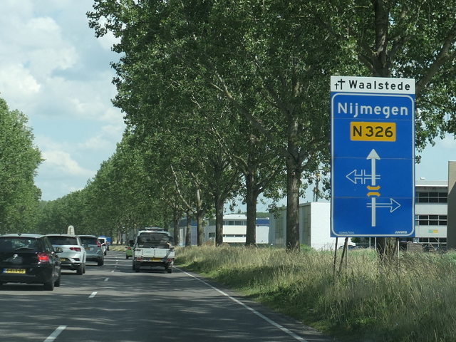 P1070021a326nx4