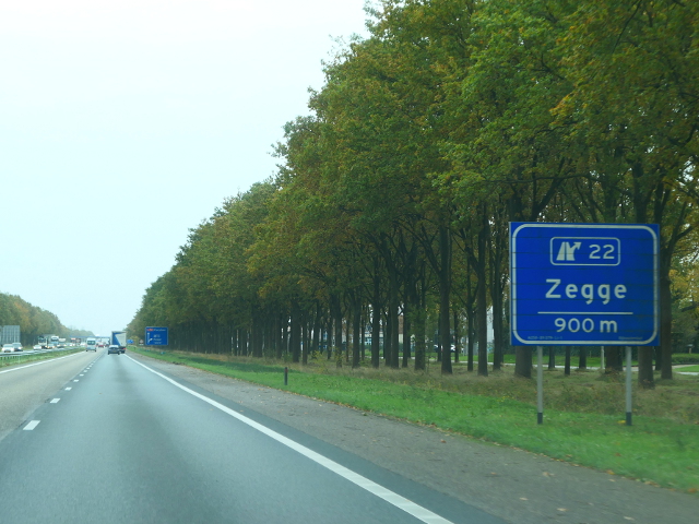 P1180425a58ox22