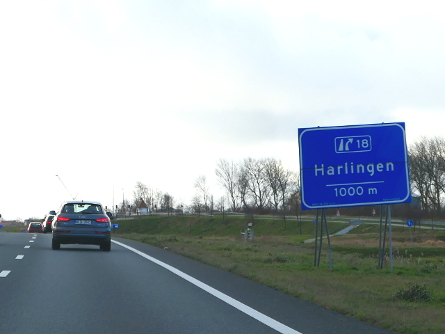 P1220082a31wx18