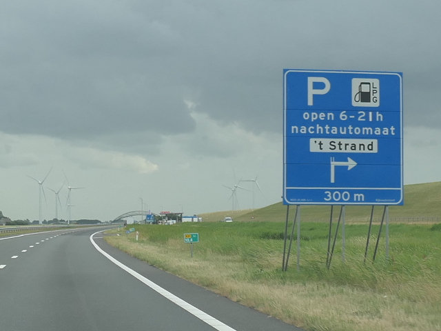P1070963n31wtstrand