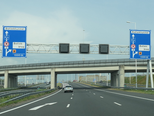 P1080508a15wx16
