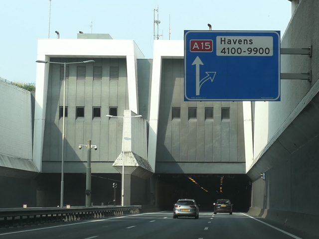 P1080514a15wx16