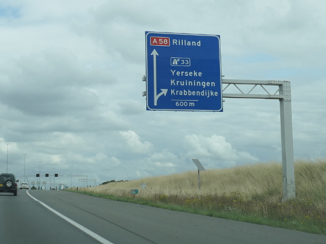 P1090259a58ox33