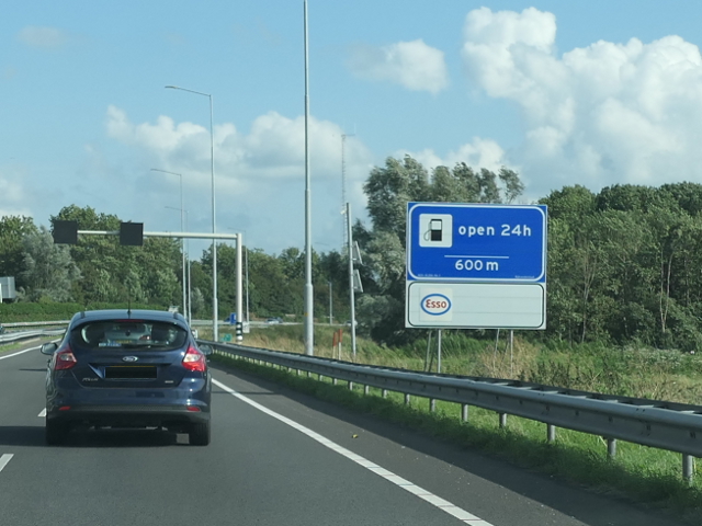 P1090547n11opnaamloos