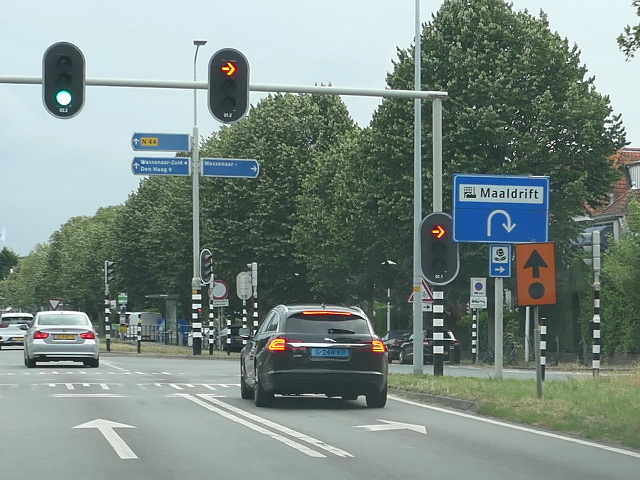 P1090656a44zeind