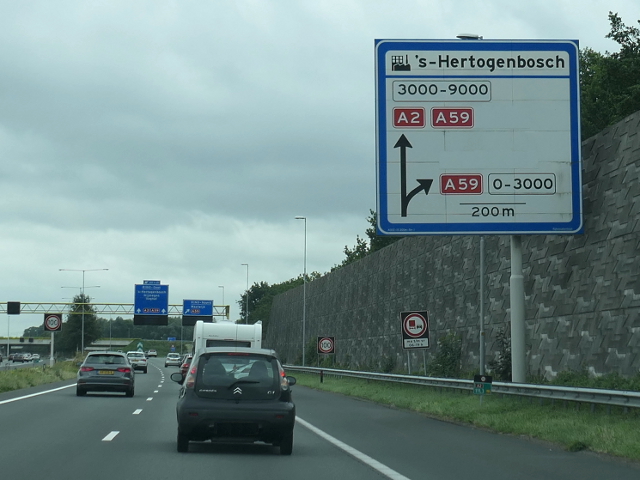P1090967a2zempel
