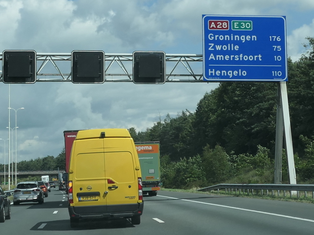 P1100253a28nx4