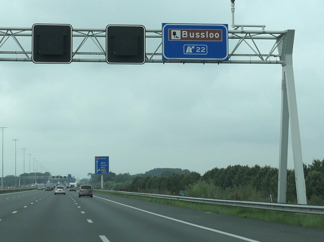 P1100739a1wx22
