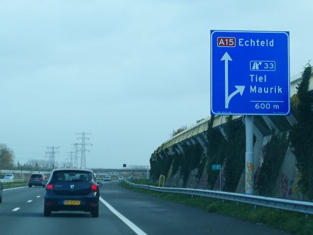 P1180941a15ox33