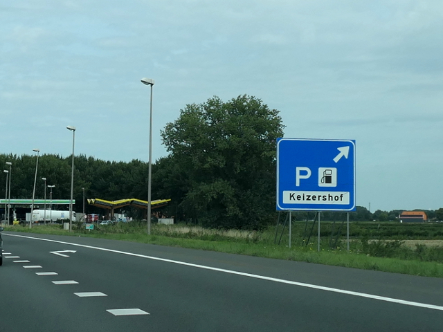 P1110181a17nkeizershof