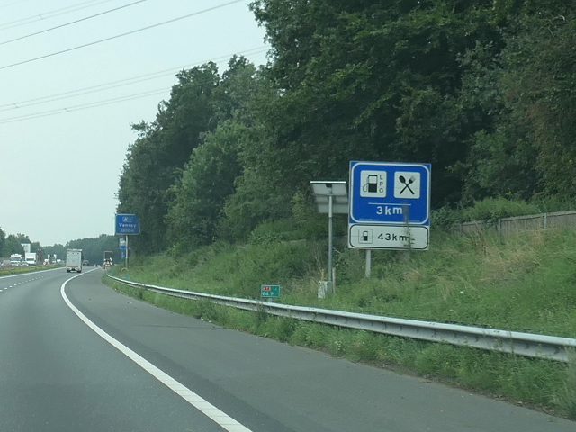 P1110365a73zx9