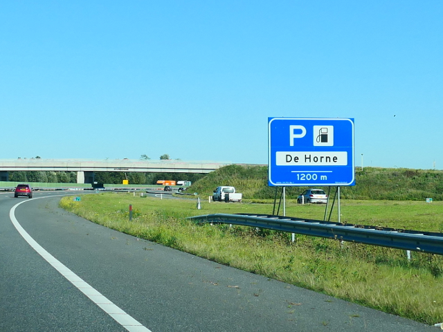 P1120806a7ndehorne