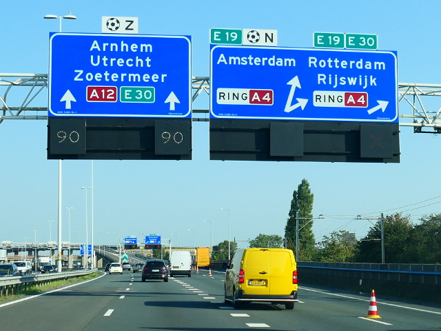 P1130160a12oclaus