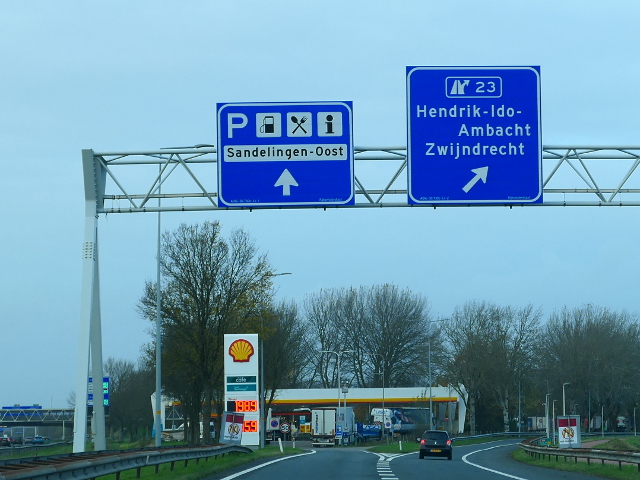 P1190221a16nx23